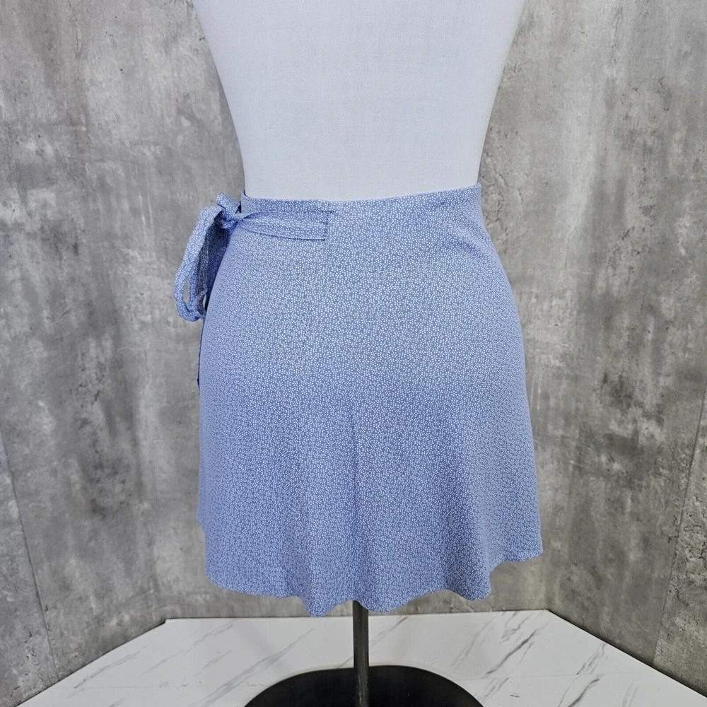 Brandy Melville‎ Genevieve Womens M Blue White Ditsy Floral Wrap Skirt